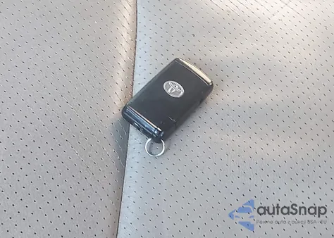 2008 Toyota Prius from USA, damaged, VIN JTDKB20U683353726